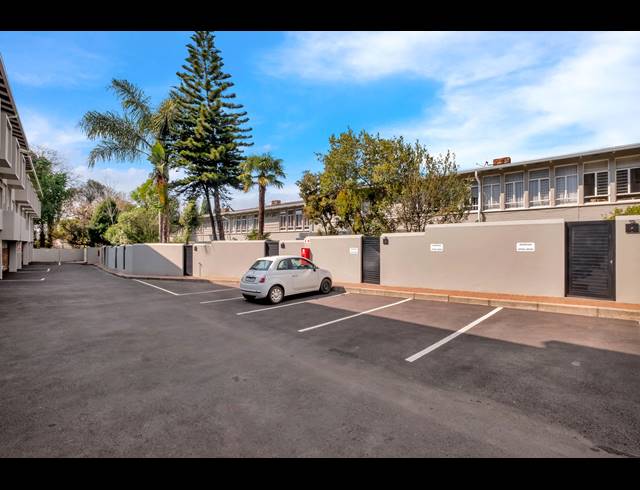 3 BEDROOM TOWNHOUSE FOR SALE IN ATHOLL